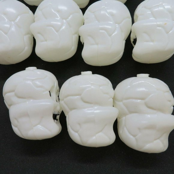 10 Vintage Plastic Blow Mold RV Patio Party String Light Covers Skulls Lot of 10 - Picture 9 of 9